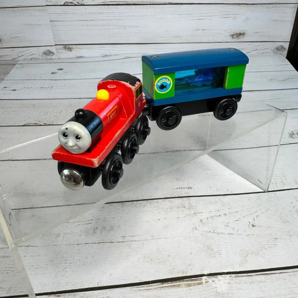 Thomas &‎ Friends Wooden Railway Mike Engine and Sodar Aquarium Car
